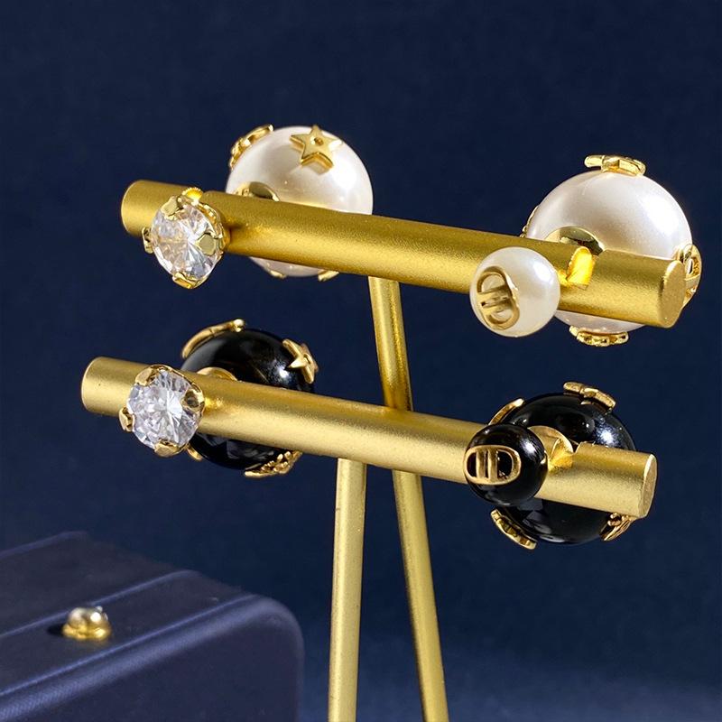 Classic Size Pearl Earrings Retro Temperament Aa Letter Star Bee Ab With Design Asymmetrical Stud Earrings