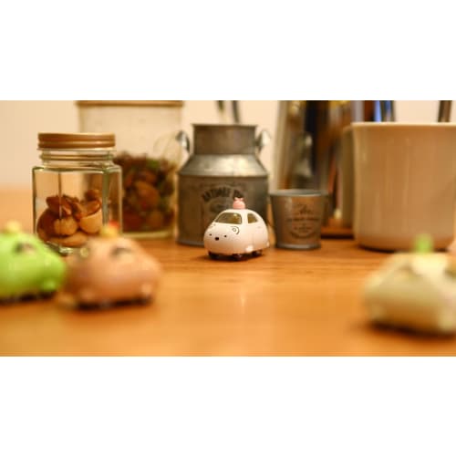 Tomica Dream Tomica No.142 Sumikkogurashi (Polar Bear)