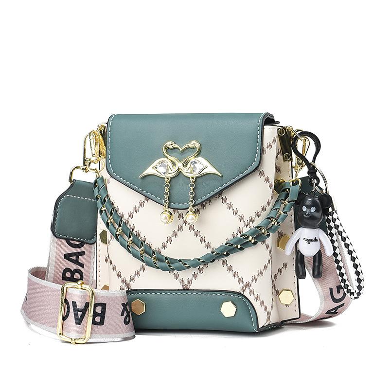 Bag Women's Shoulder 2025 New Fashion Spring and Summer Small Flower Embroidery Thread Mobile Phone Bag Large Capacity