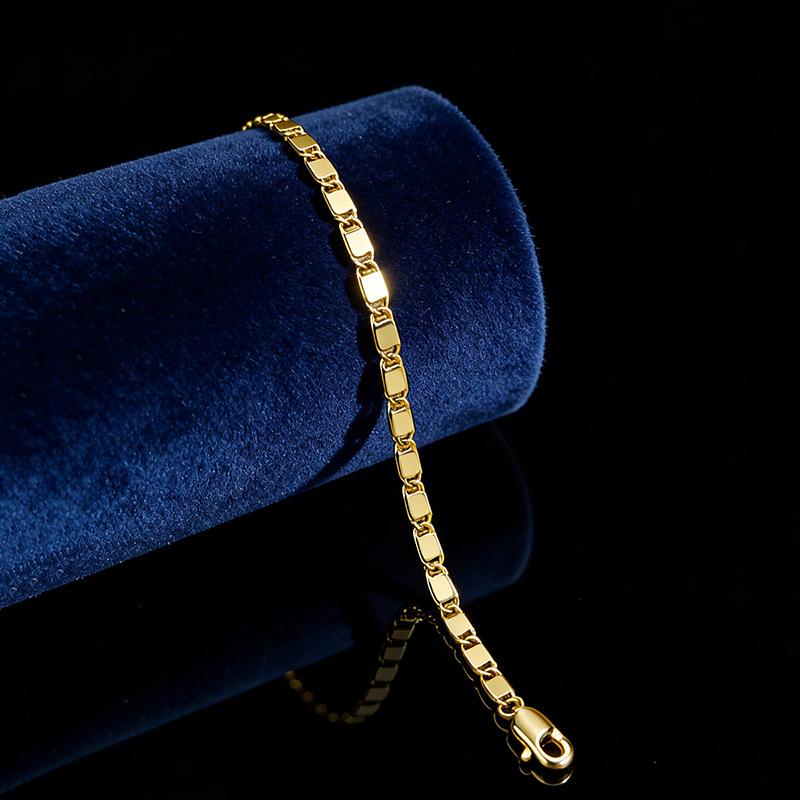 European and American Golden Temperament Bracelet Women's Fashion Simple Paperclip Metal Chain Hand Jewelry
