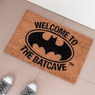 Tapete de entrada com logotipo do Batman