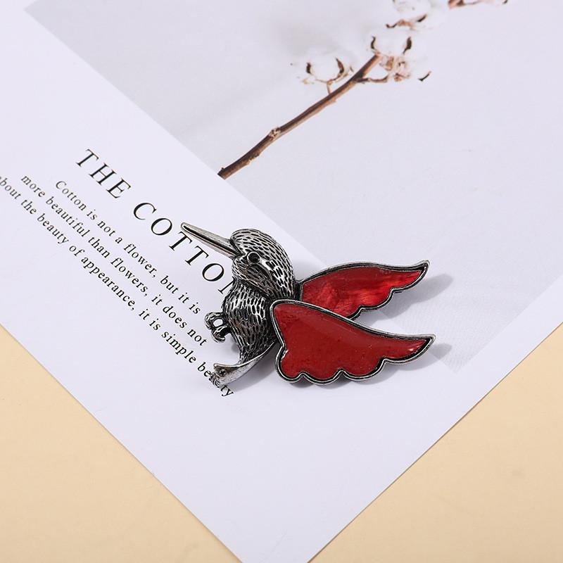 Animal Shell Bird Brooch Pin With Alloy Embedding For Fashion Accessory