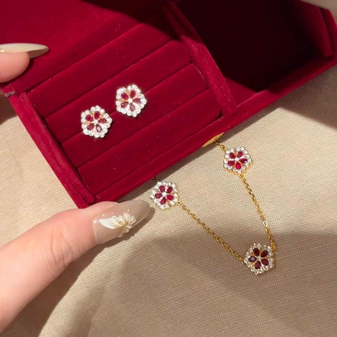 Court Flowers Five-petaled Flower Pendant Five-leaf Clover Flower Necklace Chinese Style Red Peony Bracelet Red Corundum Earrings Women s Suit 2026 45CM