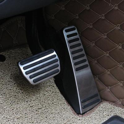2 adet Paslanmaz Çelik Araba Pedalları XC90 V90 S90 XC60 S60 2015- Gaz Pedalı Yakıt Pedalı Fren Ayak Dayanağı Pedalları Kapağı