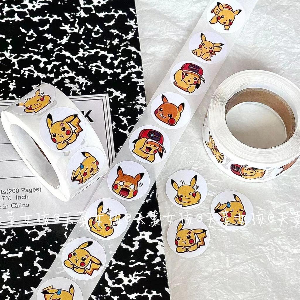 500Pcs Anime Cute  Pikachu Stickers Kawaii Charizard Round Seal Stickers Rolls Stickers Graffiti Luggage Stickers Toys