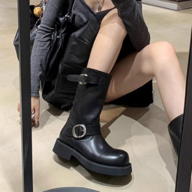 Yuanlitong autumn and winter new fashion medium tube stacking boots soft leather casual style Korean version women's boots wear sweet sister knight