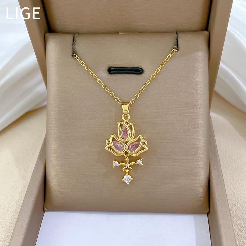 Three Roses Full Of Diamonds Light Luxury Temperament Gorgeous Full Diamond Necklace Female Versatile Collarbone Chain Titanium Steel