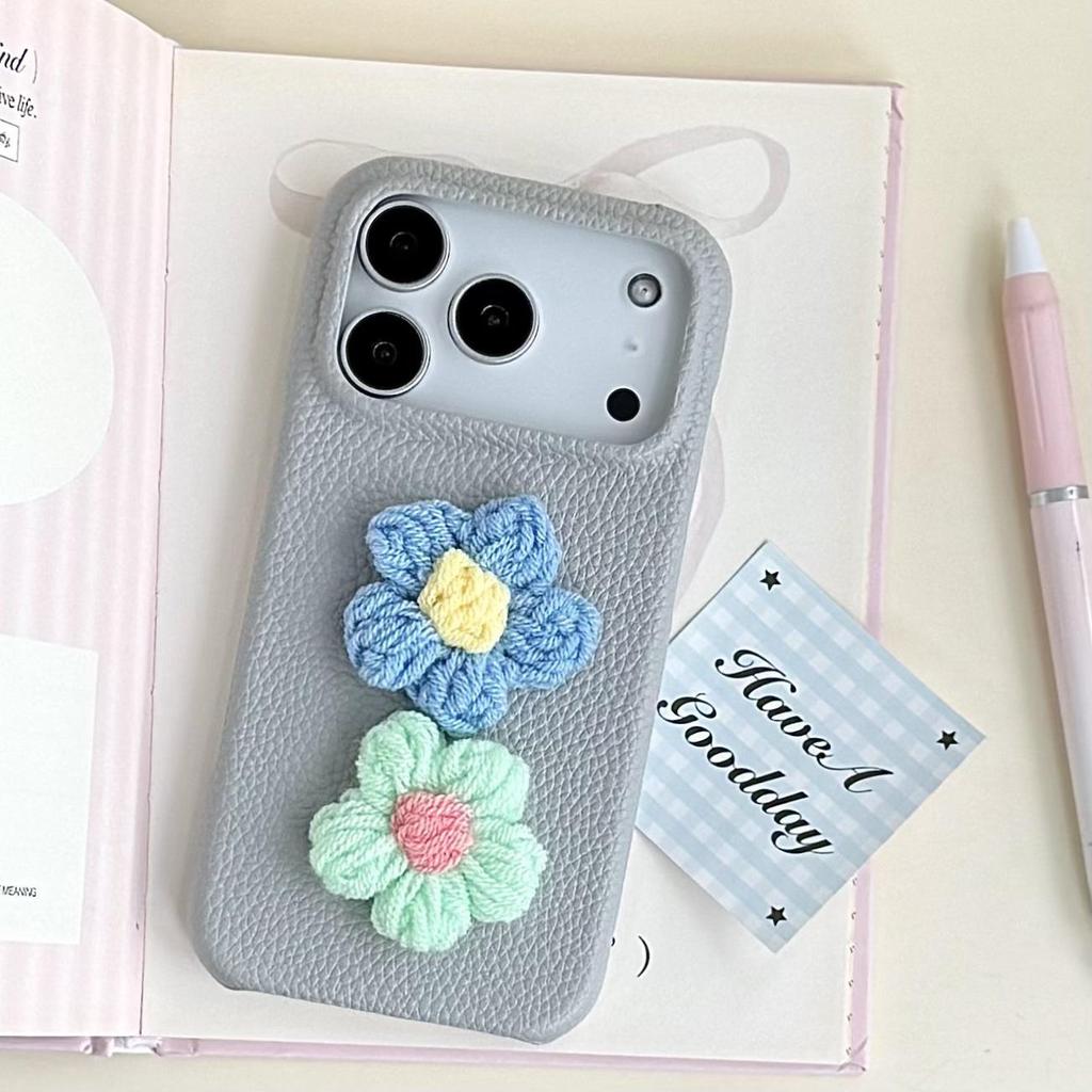 Compatible Phone Cases: Google Pixel 10, Google 9 Pro XL, Sony 1 VII, and 10 VI - Plush and Leather Flower Designs