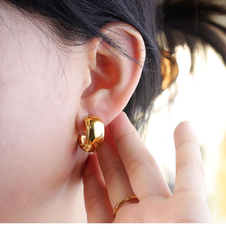 Elegant French C-Shaped Wide Noodle Stud Earrings - High-Quality Gold Plated Stainless Steel