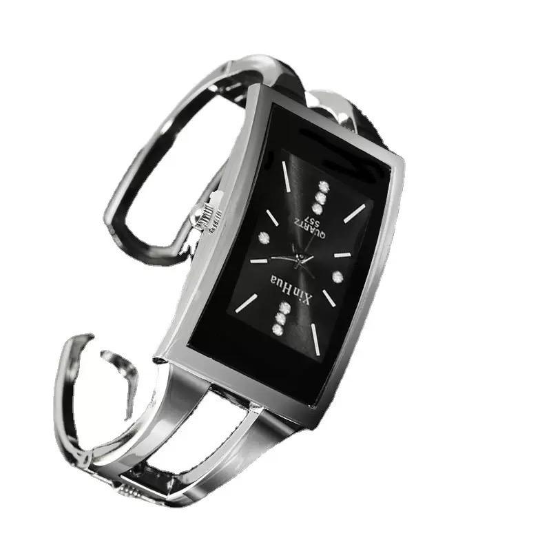 Luxe dameshorloge met kristallen armband, volledig stalen dameshorloge