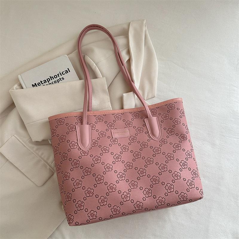 Fashion and popular spring women's 2025 new large-capacity tote bag fashionable shoulder underarm bag simple and versatile portable