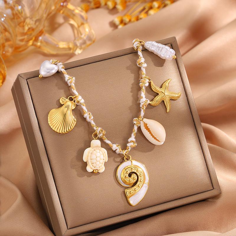 Colar de Corda Trançada em Aço Titânio: Estilo Oceano Design de Concha, Luxo Leve para Mulheres.