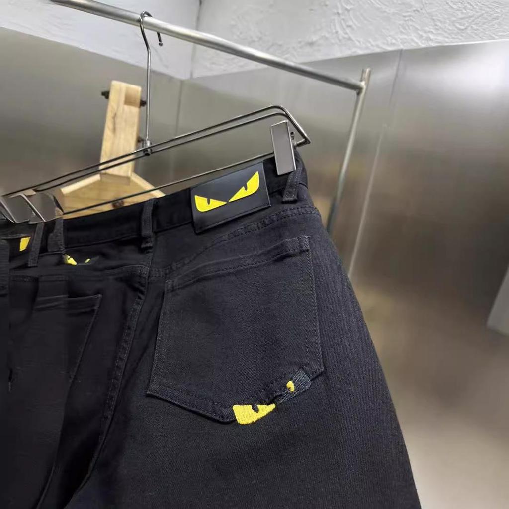 Retro Black Elastic Slim-Fit Jeans for Youth