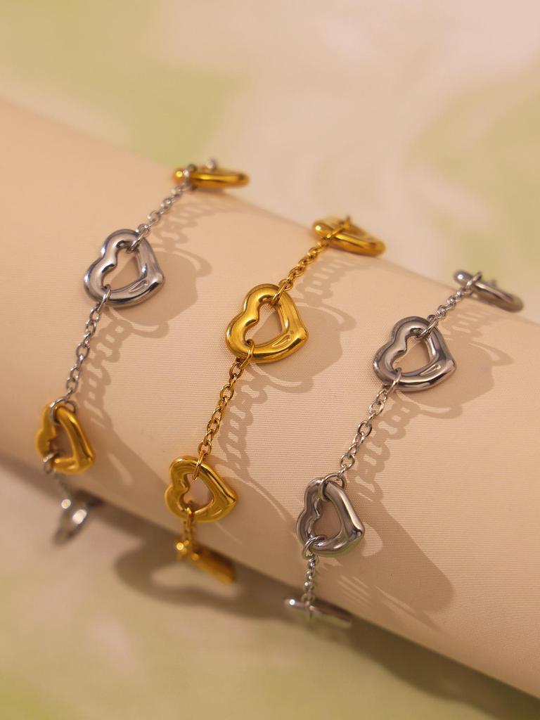 Qiong Yao French Luxury Hollow Heart Bracelet Plated In Real Gold