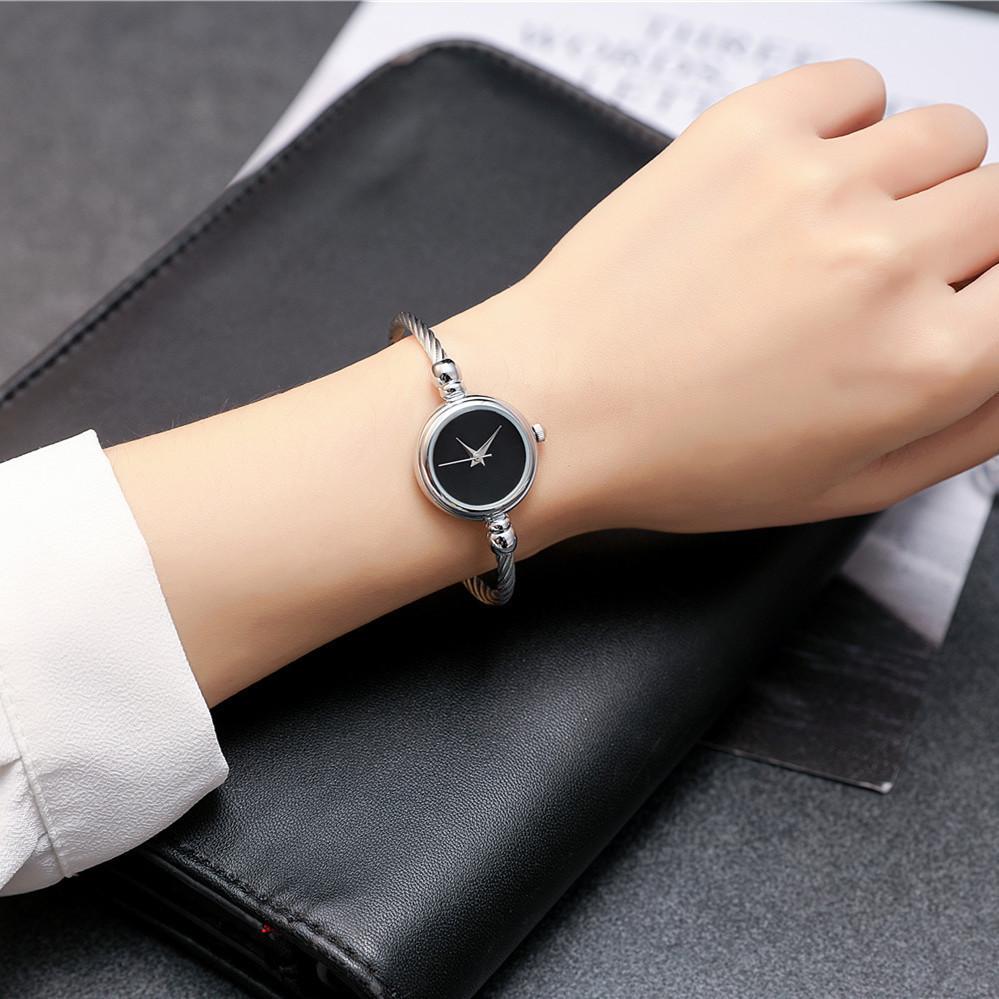 Luxury Fashion Women Golden Watch Wire Bracelet Charm Stainless Steel Retro Ladies Quartz Wristwatch Small Clock Casual Watches