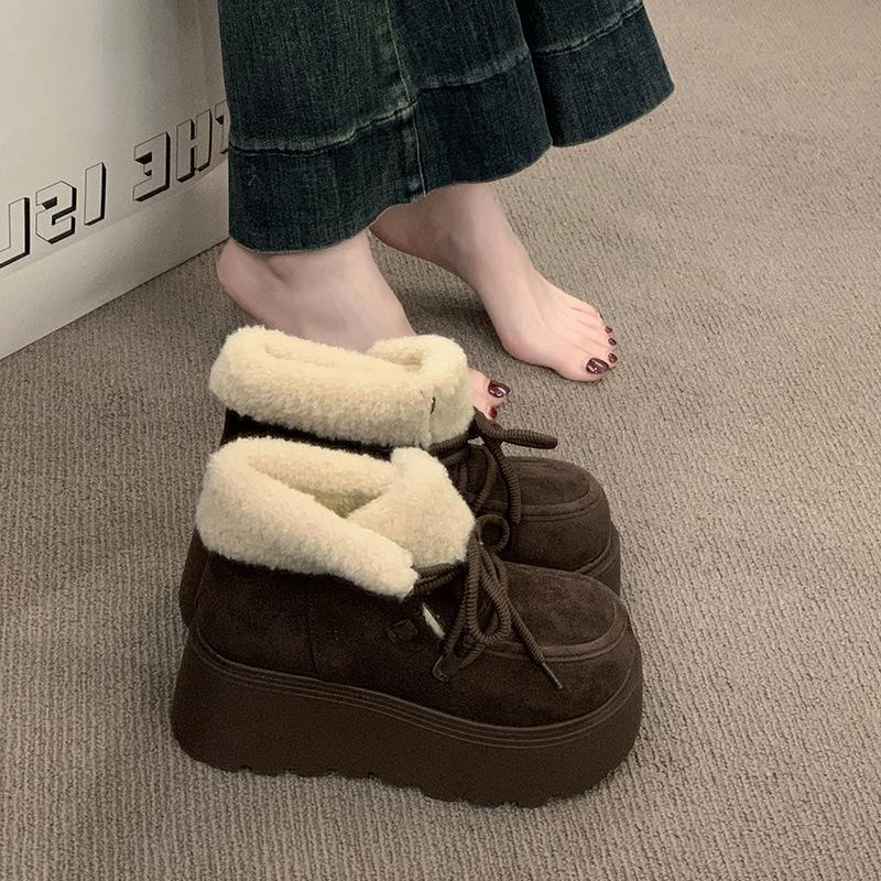 Women's Plus Size Soft-Sole Height-Enhancing Warm Winter Leather-Fur Combination Snow Boots with Plush Lining for Outdoor Sports