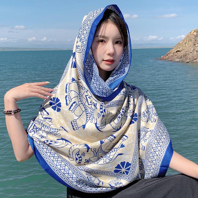 Ethnischer Damenschal: Tibet Reisefotografie, Dünne Baumwolle & Leinen, Sonnenschutz für die Wüste Dunhuang, Seidenschal, Strandtuch