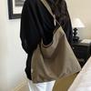 Damen Tasche mit großem Fassungsvermögen - Einfache und leichte Umhängetasche für Pendler - Modische Tragetasche