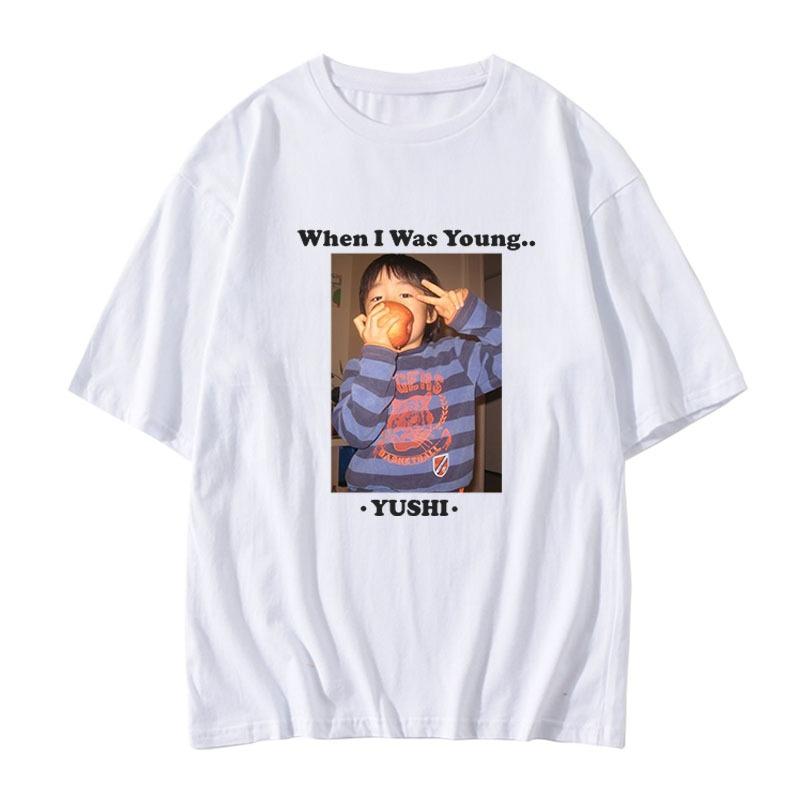 Wearing The Same Autumn and Winter Fashionable Mens and Womens Shortsleeved Cotton Tshirts At The Concert of Youth
