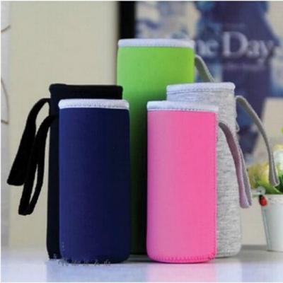 Creatieve Draagbare Bekerhoes Geïsoleerde Hoes voor Glas Plastic Bekers Neopreen Beschermende Houder Handheld Duurzaam Buiten Thuisgebruik
