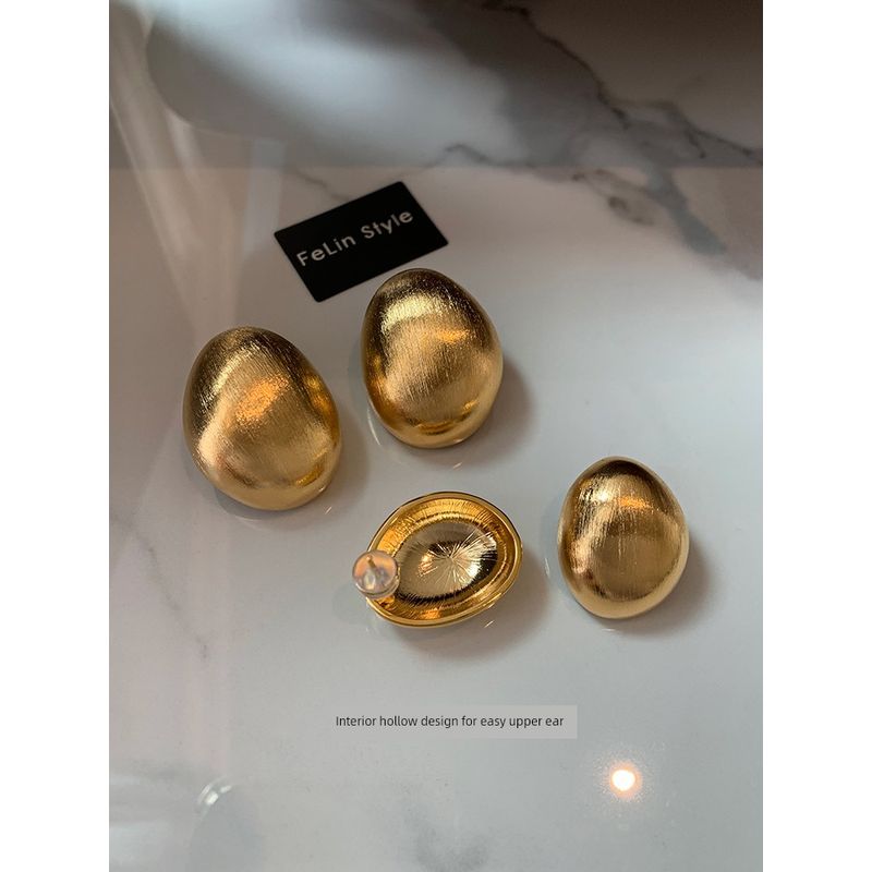 Heavy Industry Exaggerated Personality Brushed Silver Metal Large Ear Studs Earrings Women Light Luxury High-Grade Unique Temperament Earrings