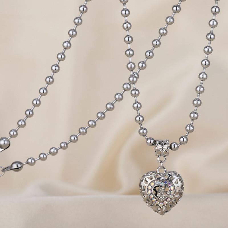 Fashion Heart Shaped Titanium Steel Necklace With Rhinestone Pendant For Women