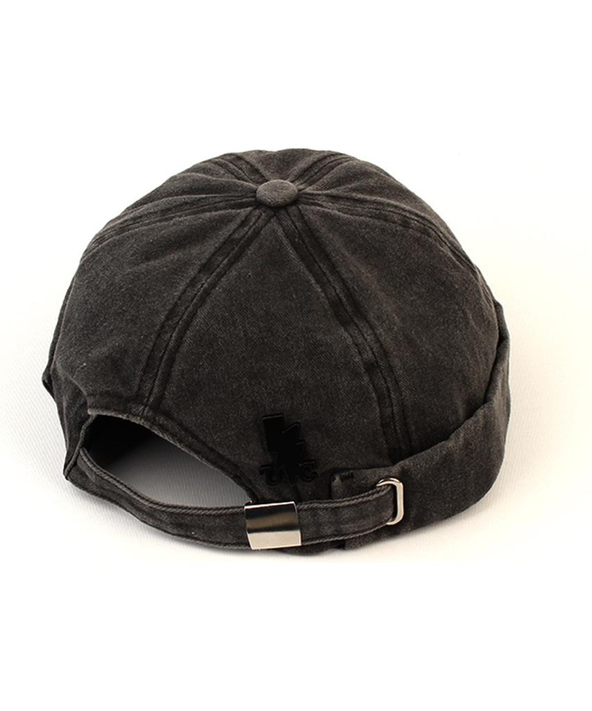 Yunibeosyeolkemiseuteuli Pigment Black Watch Cap Beret