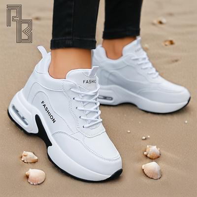 Nuove Scarpe Bianche in Pelle, Scarpe da Donna con Suola Morbida che Aumentano l'Altezza, Scarpe Bianche alla Moda e Versatili