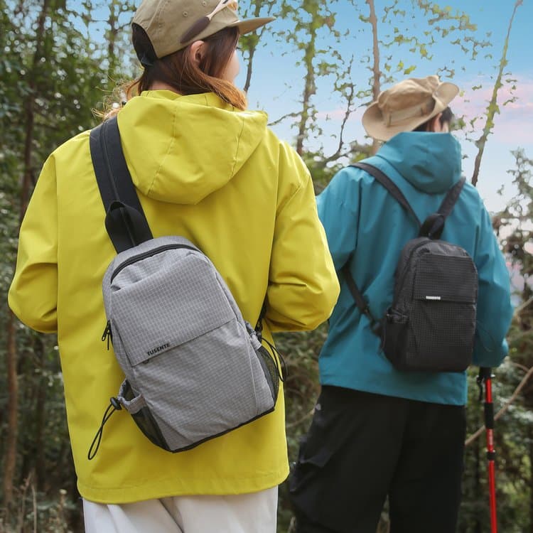 Outdoor lightweight checked nylon crossbody chest bag