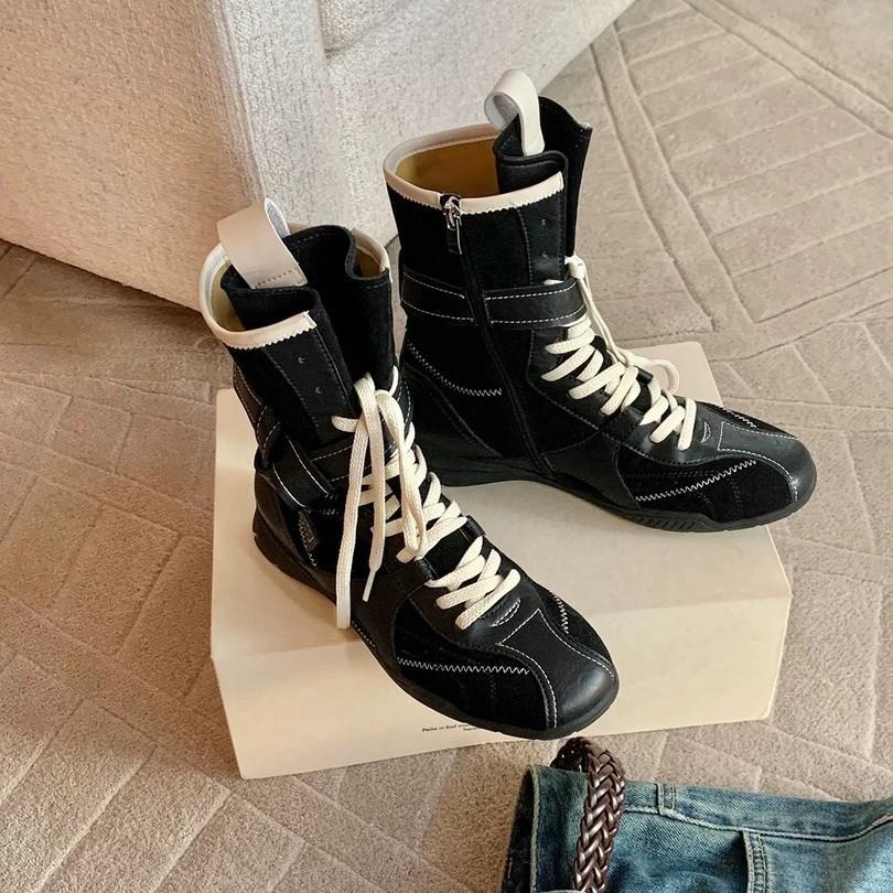 Retro lace-up Martin boots women's retro western style versatile and thin locomotive boots autumn and winter Maillard strap short boots