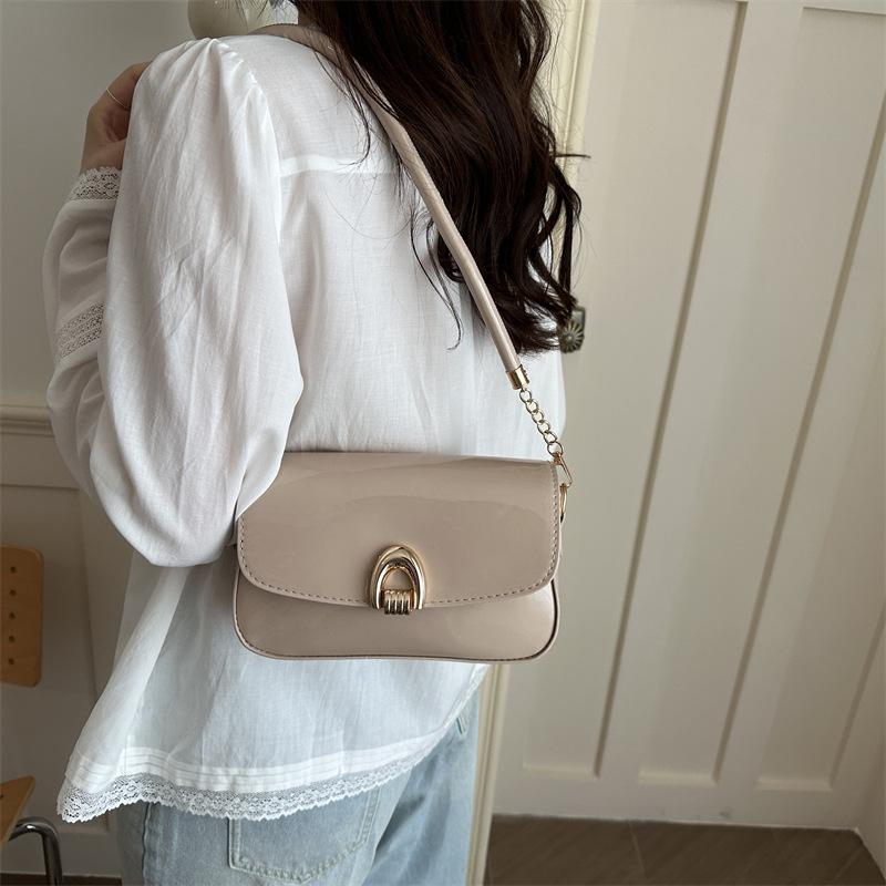 Women Fashion Simple Versatile Small Square Shoulder Crossbody Bag