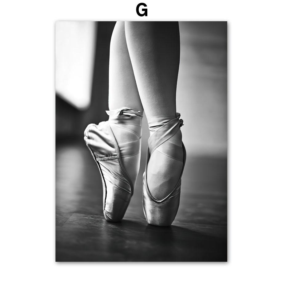 Ballet Girl Dance Fog Window Wall Art Canvas Painting Vintage Black White Posters Prints Pictures For Living Room Home Decor