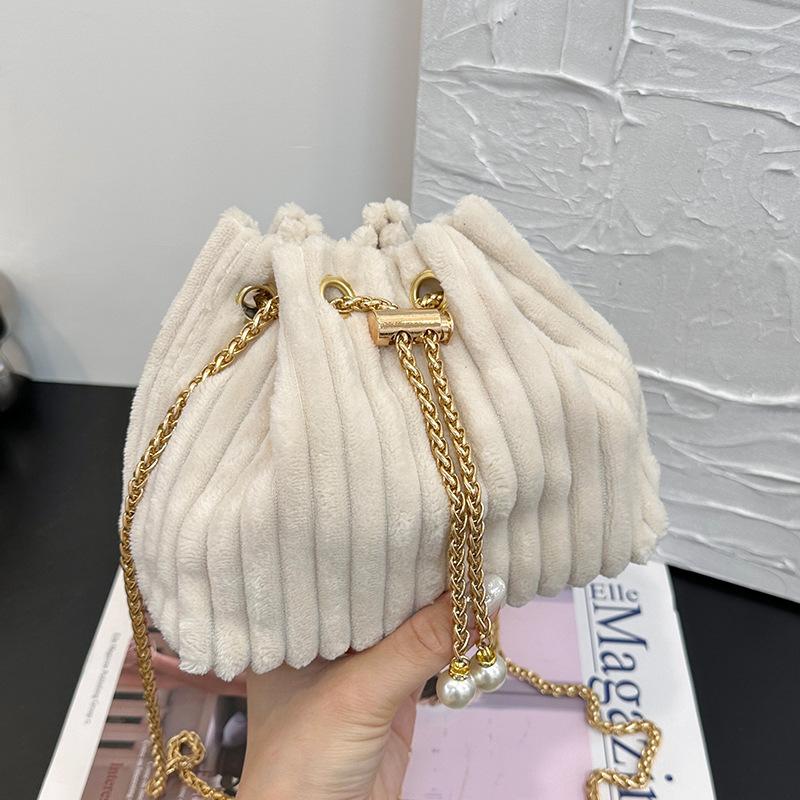 Personalized Chain Pearl Bag, Fashionable Crossbody Bag, Women's Niche Single-shoulder Bucket Bag