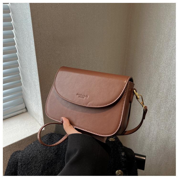 Fashion Portable Saddle Bag Women's 2026 Spring New Light Luxury Simple Shoulder Crossbody Bag
