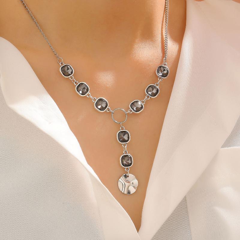 Fashionable Square Black Diamond Necklace Set Simple Geometric Inlay Splice Earrings Bracelet Necklace Jewelry Accessories Gifts