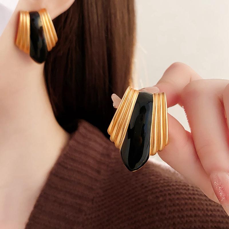 Women French Vintage Drop Oil Geometric Necklace Irregular Earring Jewelry Accessories
