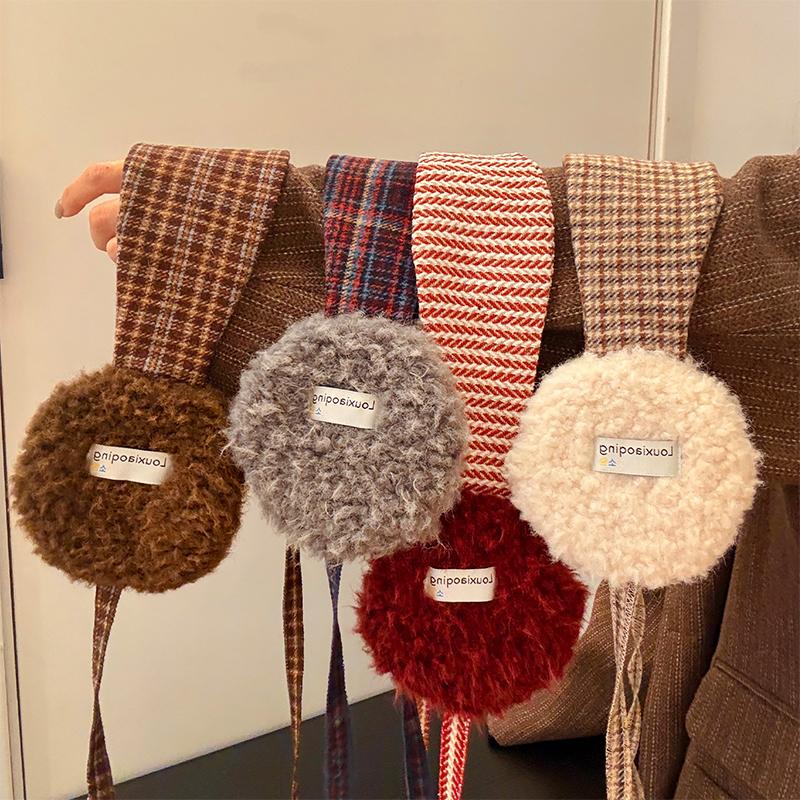 Fashion Cute Rolled Plush Earmuffs For Women New Winter Style For Outdoor Cold Protection Thickened Warm Earmuffs With Straps