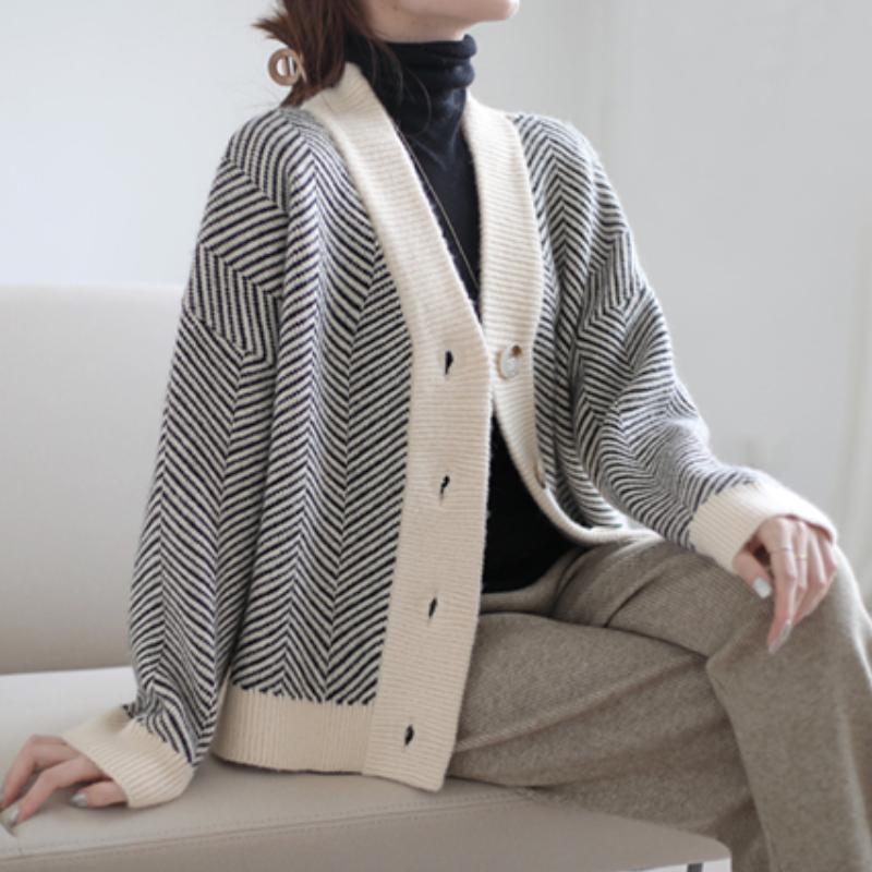 Chic Retro Knitted Cardigan Women's Sweater Striped Long Sleeve Loose Women Sweaters Jacket Outerwear Lazy Style Elegant Button Knitwear Coats 25453