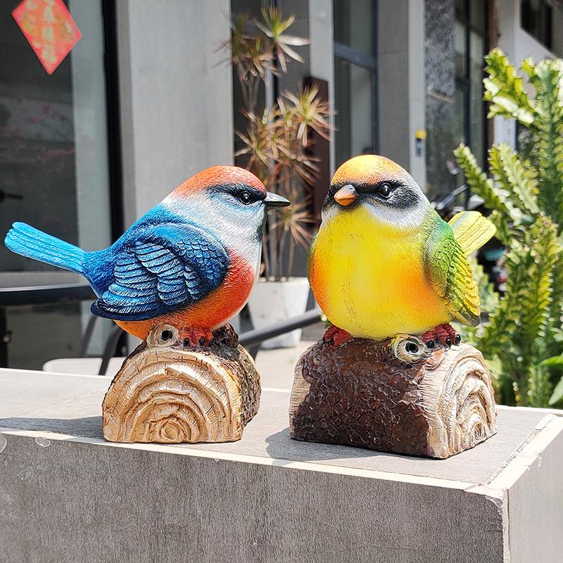 Realistic Chirping Bird Outdoor Garden Ornament - Resin Figurine for Landscaping