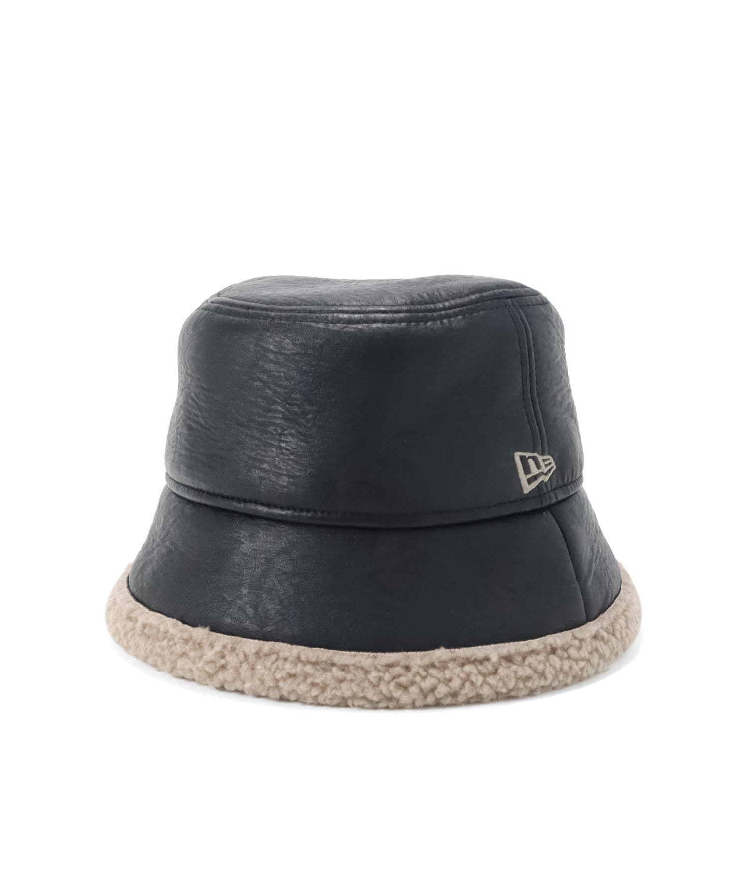 

Панама из эко-меха и эко-кожи черного цвета BUCKET01 SB ECO FUR AND LEATHER BLK [New Era] L/XL