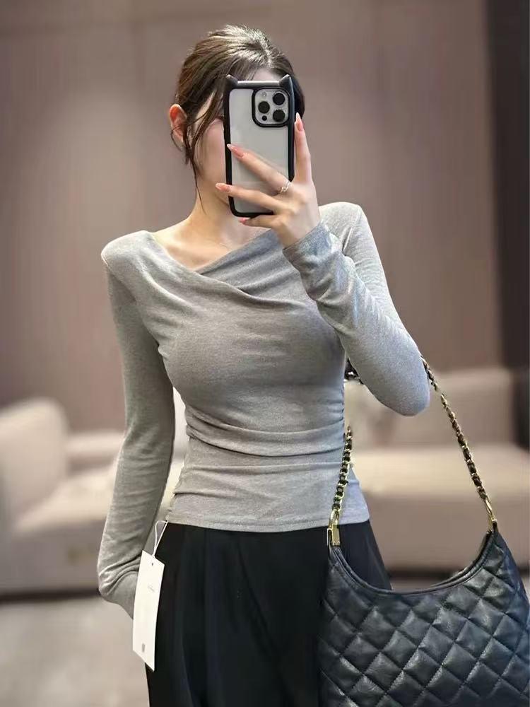 Asymmetrical Off-Shoulder Slim-Fit Long-Sleeve T-Shirt for Women - 2025 Autumn Elegant Pleated Design