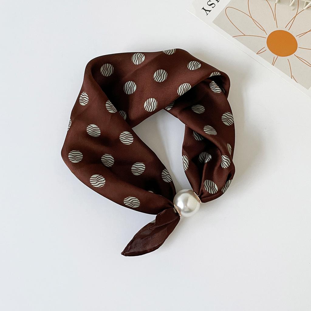 Fibbia magnetica premium foulard quadrato piccolo foulard foulard sciarpa lunga di seta abbinamento primavera ed estate camicia decorazione professionale foulard sottile all'ingrosso