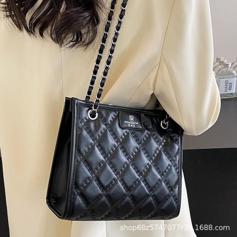 Women's Diamond Bag Women's 2025 New Trendy Fashion Large-capacity Chain One Shoulder Underarm Bag Tote Bag