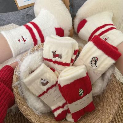 Autumn Winter Christmas Socks Snowman Sausage Dog Embroidery Cotton Socks Women Mid-tube Socks New Year's Eve Decorations Gift