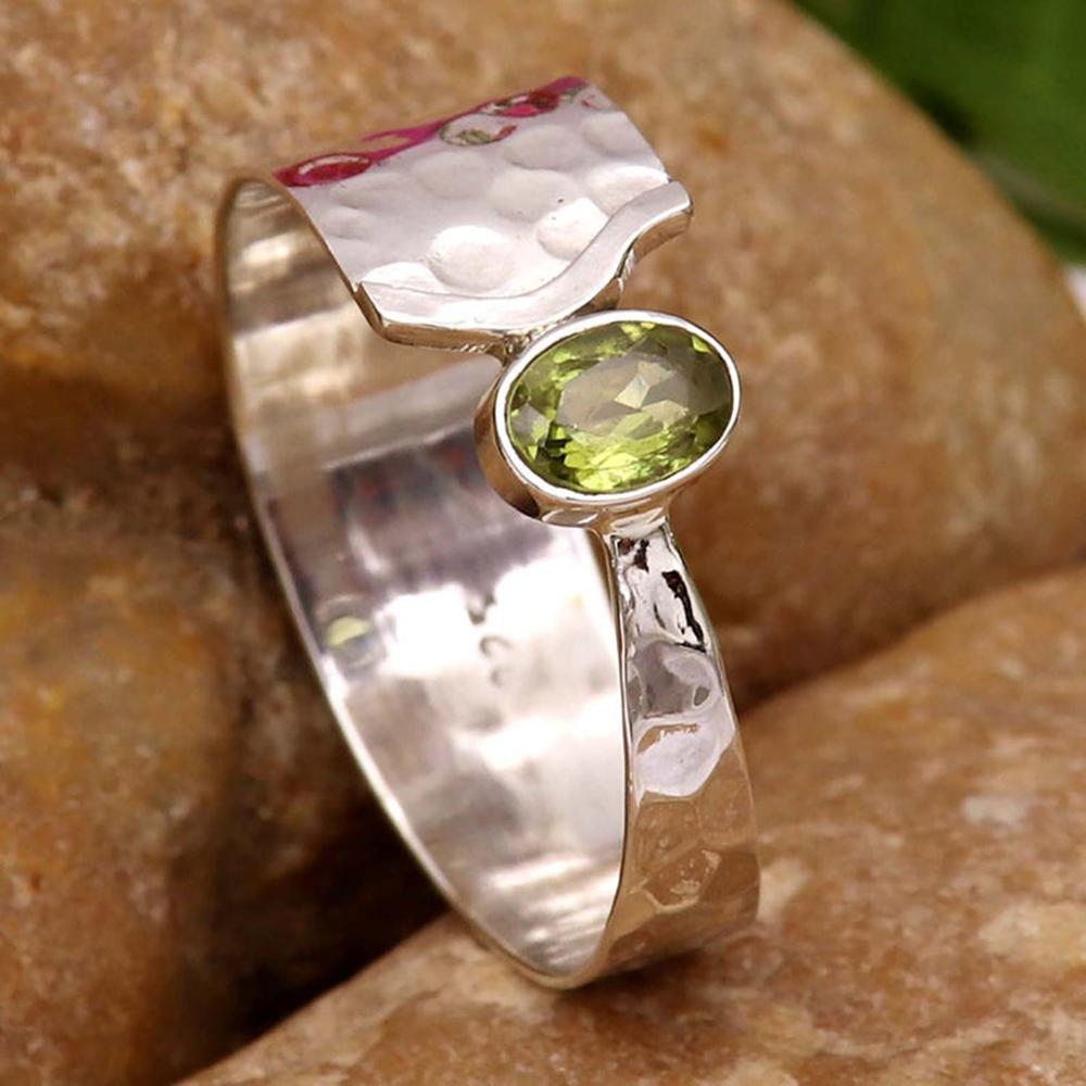 Anel Spinner Peridot, Anel de Meditação, Anel de Prata Esterlina 925, Anel de Pedra Preciosa, Anel Fidget, Anel de Preocupação, Joias Marteladas, Presente de Ano Novo