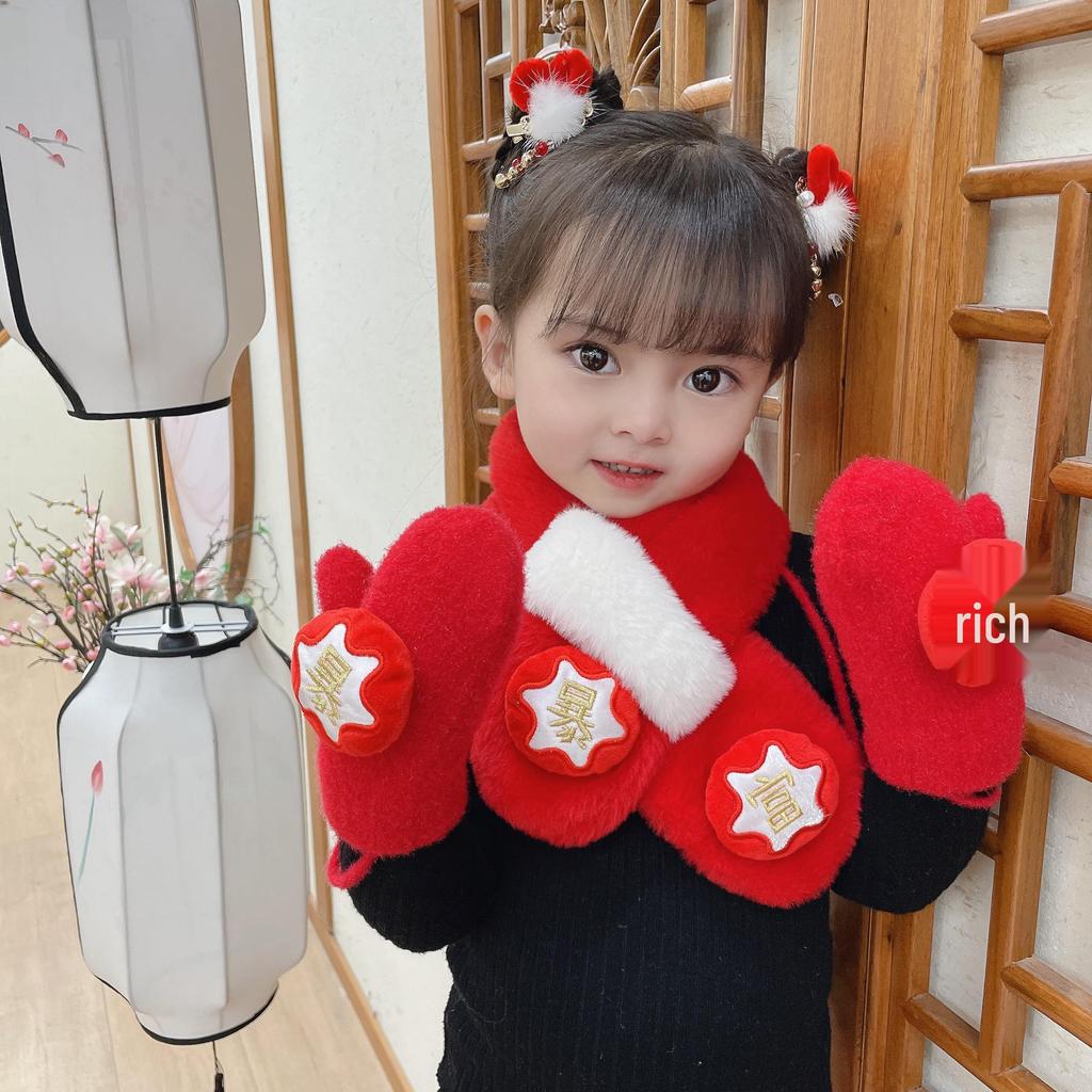 Festive Child's Snood: Red Faux Rabbit Fur for Autumn & Winter