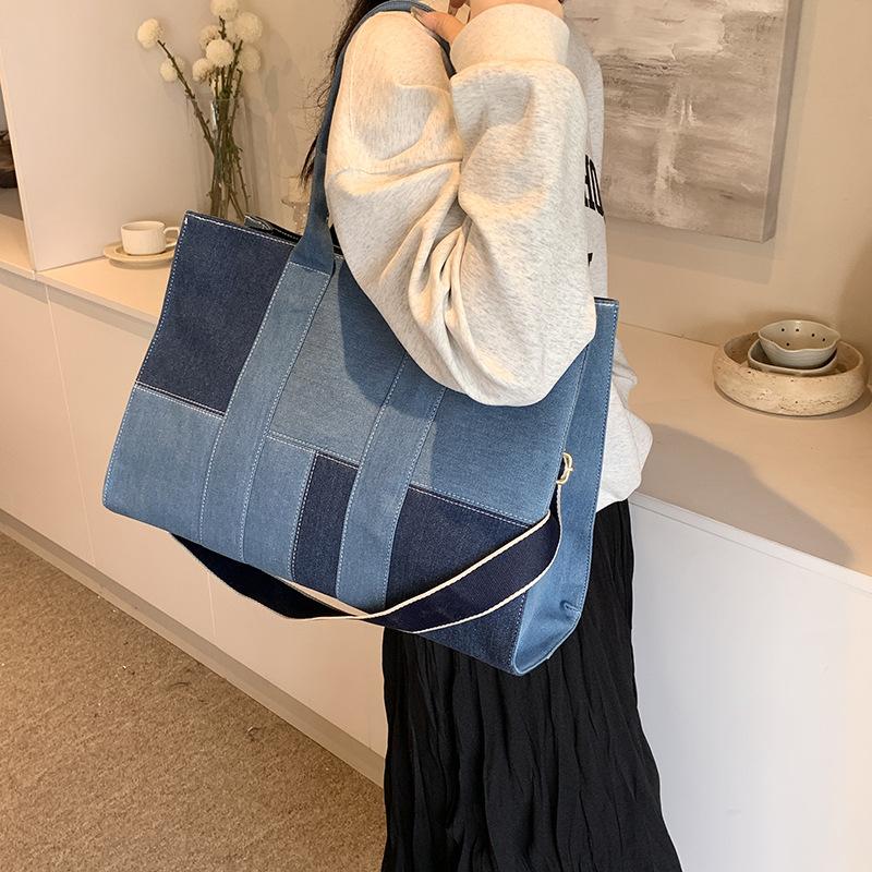 Large Capacity Denim Bag Women's New Shoulder Bag Commuter Tote Bag
