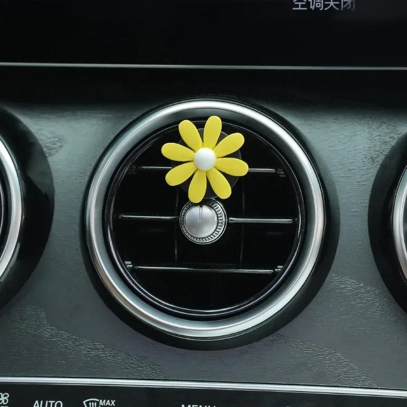 Cute Flower Aromatherapy Car Air Outlet Decoration Perfume Clip Air Freshener Colorful Flora Decor Auto Accessories
