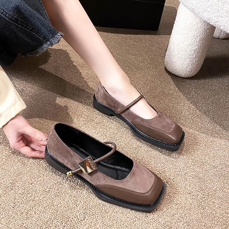 

French retro flat-soled grandma small leather shoes for women, light mouth design sense, color matching square head temperament, Mary Jane single shoe 43 коричневий