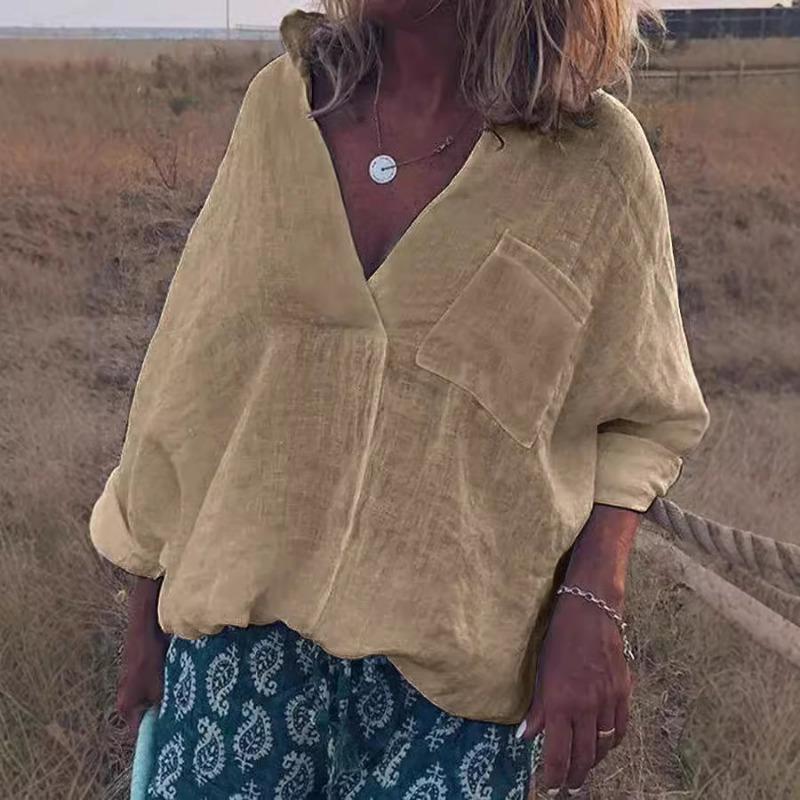 Pevná dámská halenka s dlouhým rukávem a výstřihem do V